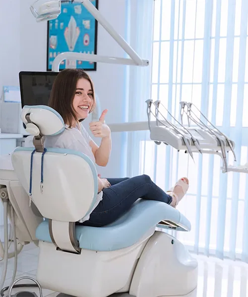Paciente durante una atención en la clínica dental Odontología para Todos en Coatzacoalcos